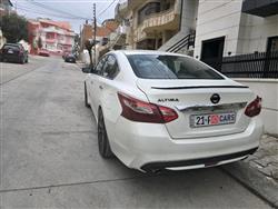 نيسان ألتيما